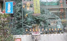 寺廟朝拜圖片