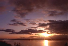 實(shí)拍夕陽(yáng)背景視頻素材
