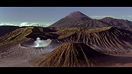 水墨云霧山峰視頻模板下載