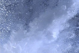 翻滾的水模板下載