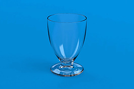 玻璃杯