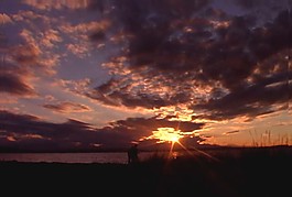 夕陽(yáng)下的美麗風(fēng)景素材下載