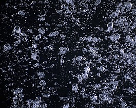 翻滾的水模板下載