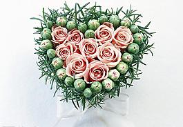 情人节母亲节爱心粉红康乃馨清新祝福花篮图片