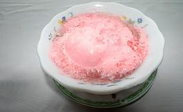 冰淇淋捞雪燕图片