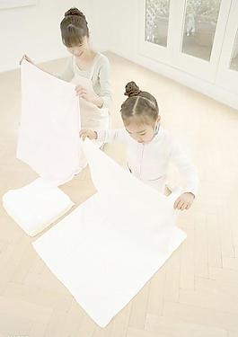 做家務的孩子圖片
