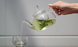 玻璃茶壶茶杯图片