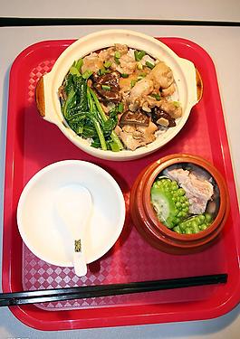 煲仔饭图片