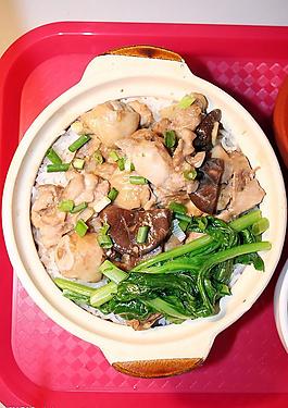 煲仔饭图片