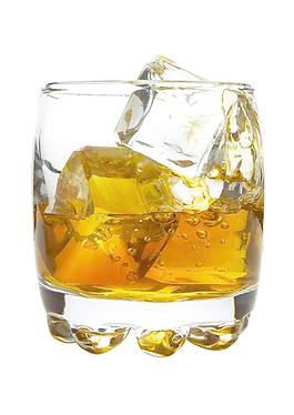 玻璃杯洋酒圖片