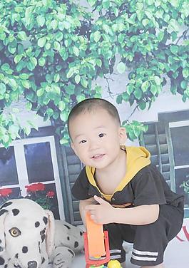 寶寶與狗圖片