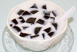 蜂蜜牛奶龜苓膏圖片