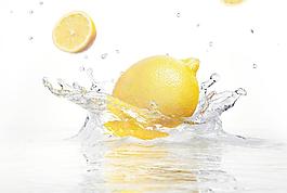 水中檸檬圖片