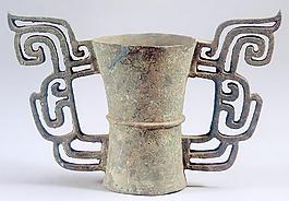 長(zhǎng)翅膀的青銅器圖片