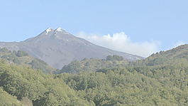 西西里島路的埃特納火山77股票的錄像 視頻免費下載