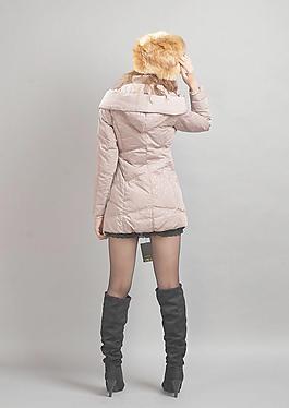 羽絨服棚拍圖片