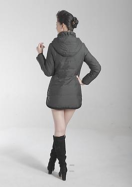 2012冬季羽絨服 模特圖片