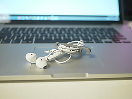 堅持，因為iPhone 5秒