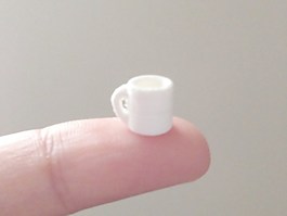 玩具屋的咖啡杯