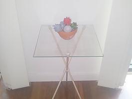 3條腿的桌子