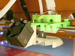 Prusa雙擠出機，雙前安裝風扇x-carriage V2