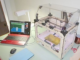 Makerbot復(fù)制外殼（沒有激光需要）