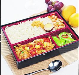 剁椒雞排飯圖片