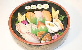日料壽司拼盤圖片