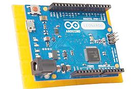 可定制的Rokenbok Arduino山