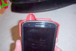 一个三星Galaxy S3扬声器偏转器硬盒