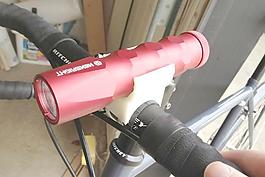 hexbright OpenSCAD車把安裝卡