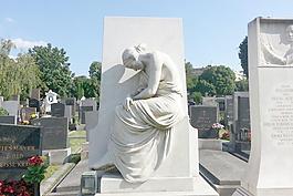 frauenstatue