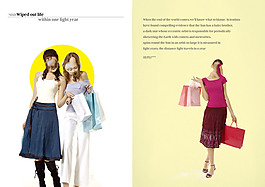 服裝畫冊(cè)設(shè)計(jì)內(nèi)頁三個(gè)女孩
