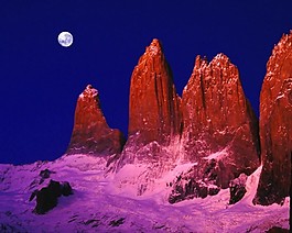 紅色的山