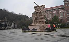 教堂外的武士圖片