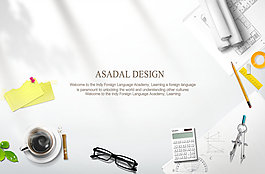 白色桌子上的各種文具