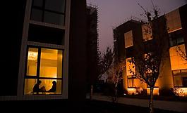 小區(qū)夜景圖片