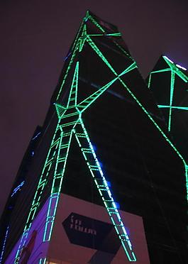高樓夜景圖片