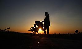 夕陽剪影圖片