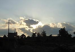 夕阳下的剪影图片