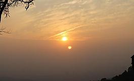 双夕阳之光图片