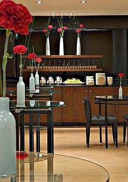 餐廳室內(nèi)設(shè)計(jì)圖片