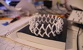 twisty bracelet