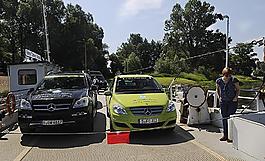 奔馳轎車圖片