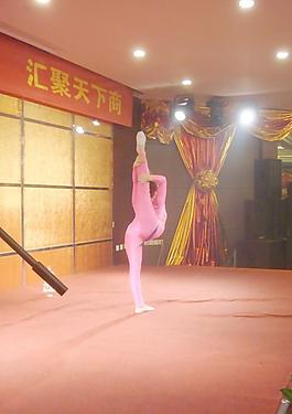 舞蹈表演圖片