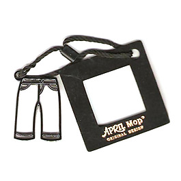 吊牌 文字 英文 褲子 免費素材