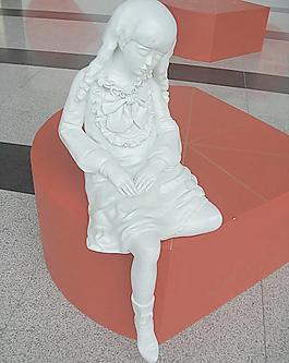 雕塑女孩圖片