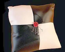 时尚黑白丝绸玫瑰抱枕 枕头Pillow 60