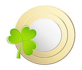 閃亮的金色和銀色的硬幣與四葉草矢量