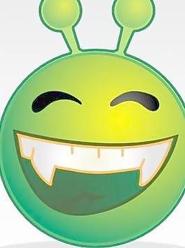 微笑的綠色外星人剪貼畫